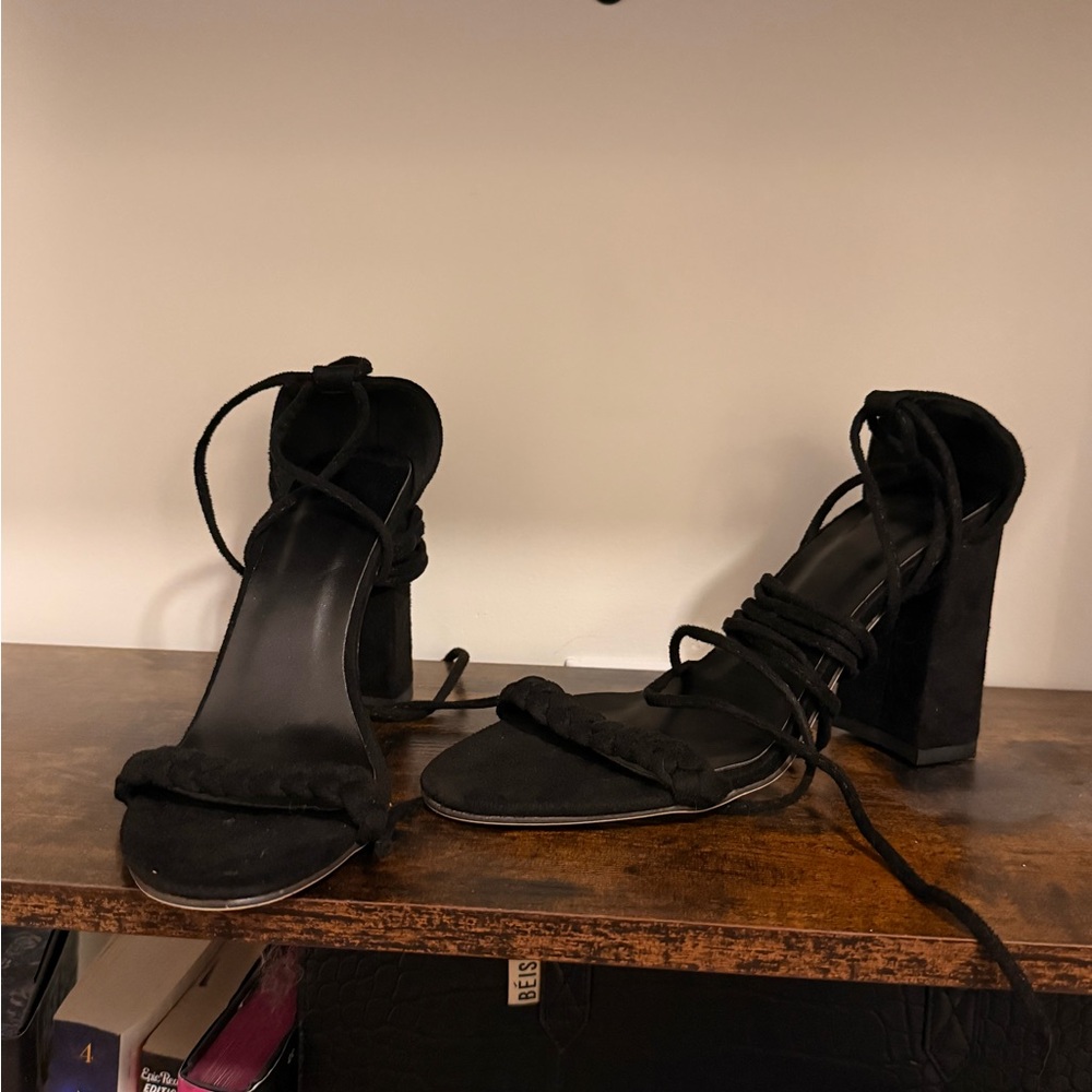 Black Lace-Up Block Heel Sandals - Women